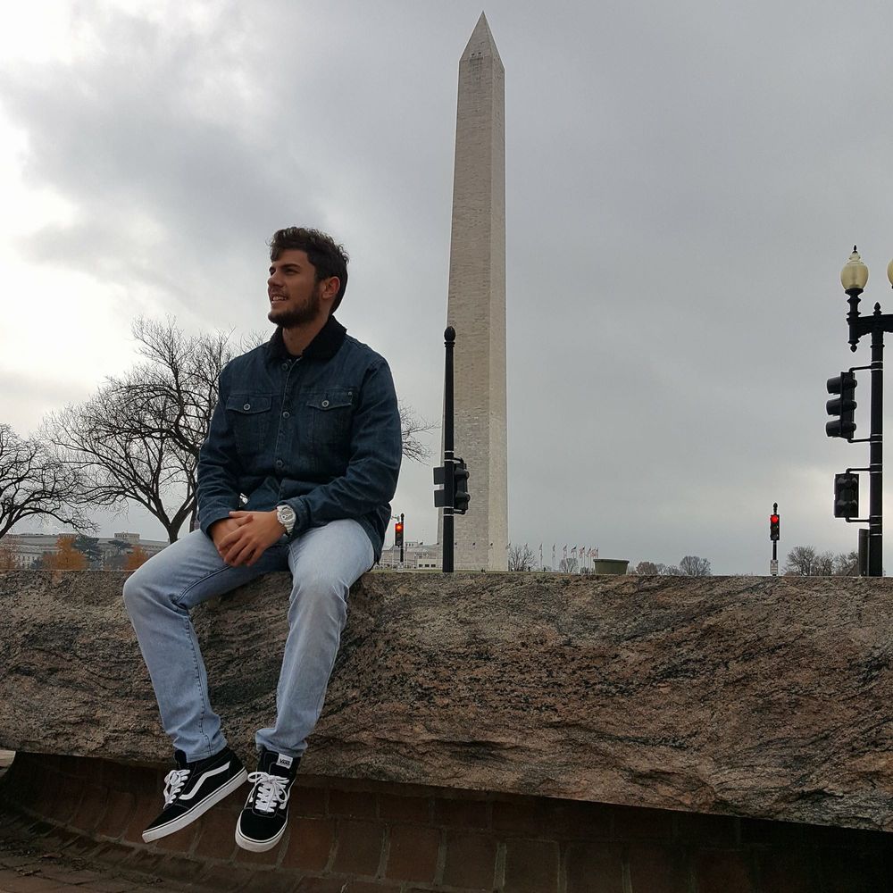 Meet your Posher, Renan